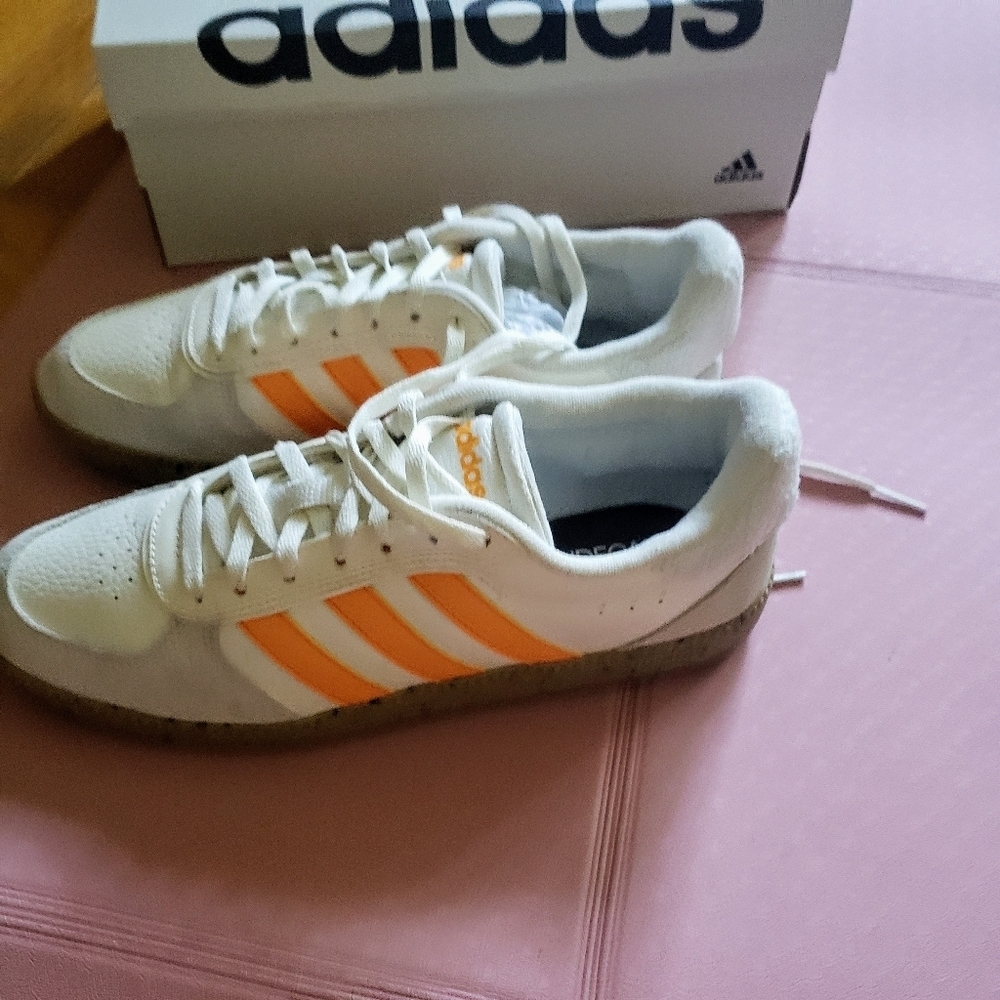 Adidas Breaknet Sleek Sneakers Women’s 8.5 White Orange - New in Box Low Top - Picture 5 of 8